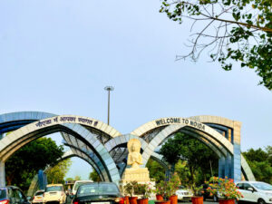 flats in noida